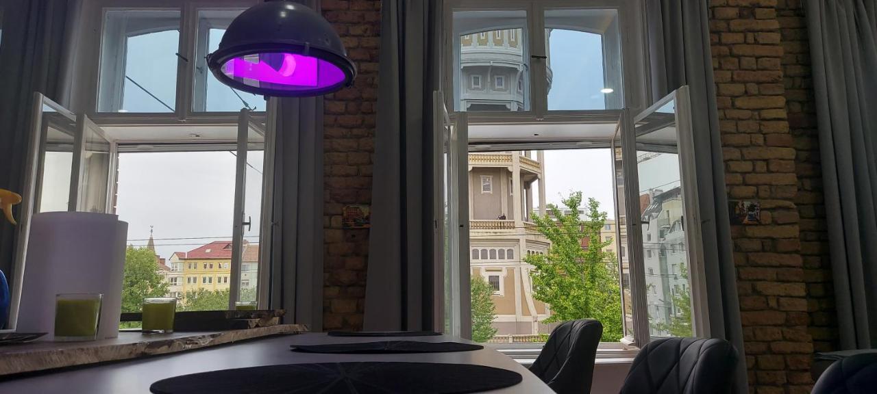Tower Szeged Belvarosi Exkluziv Panoramas Apartman - Free Parking 外观 照片