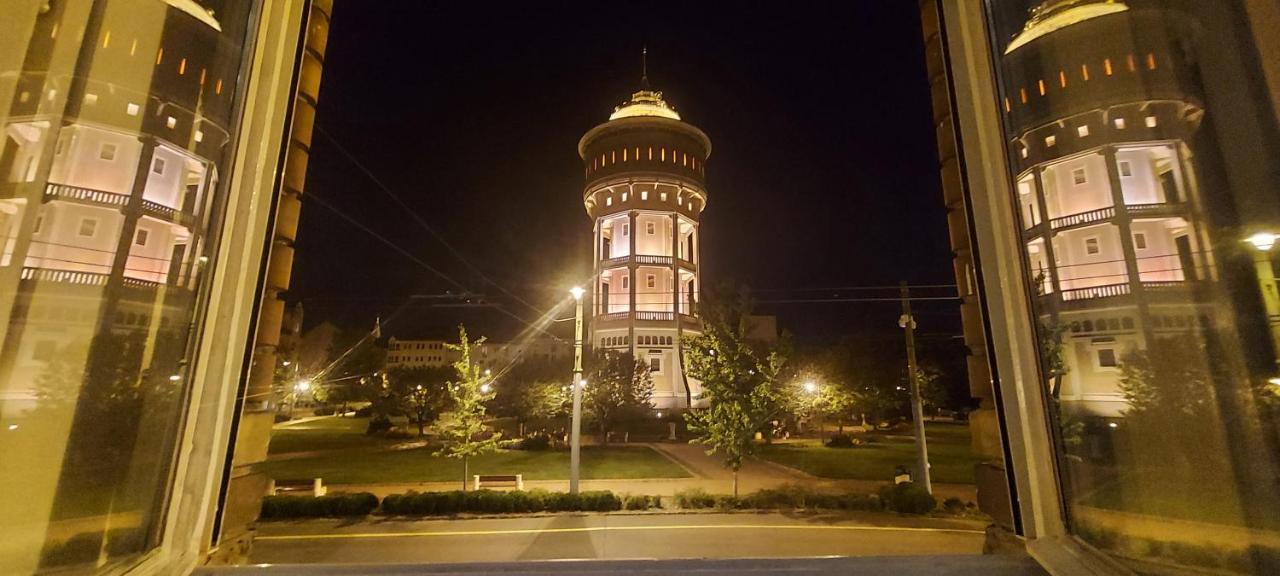 Tower Szeged Belvarosi Exkluziv Panoramas Apartman - Free Parking 外观 照片
