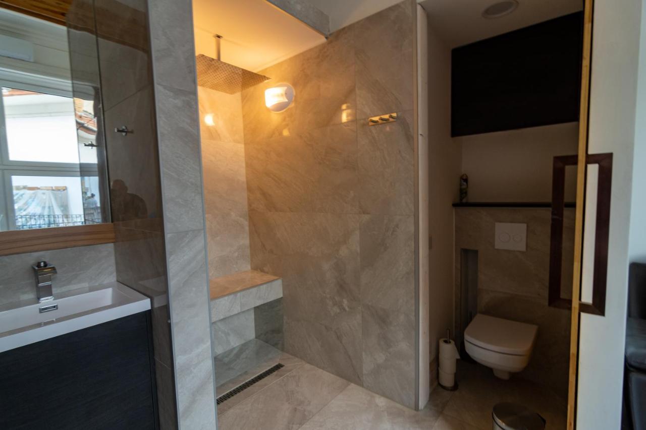 Tower Szeged Belvarosi Exkluziv Panoramas Apartman - Free Parking 外观 照片